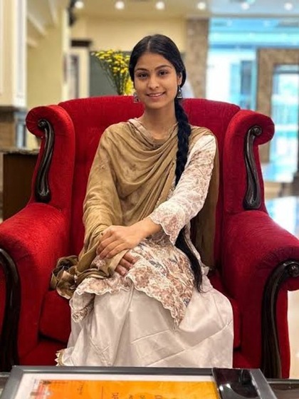 <p>तापसी आईआईटीएम जनकपुरी से कंप्यूटर साइंस में बीटेक कर रही है  इसलिए अपनी स्टाल का नाम बीटेक पानीपुरी वाली रखा है। </p>
