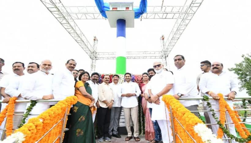 అమరావతి ఇక మనందరి అమరావతి.. పేదలకు అండగా మార్పు మొదలైంది: సీఎం జగన్