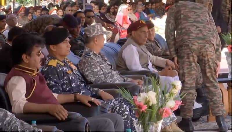 Kargil Vijay Diwas: Rajnath Singh leads wreath-laying ceremony at Drass war memorial WATCH AJR