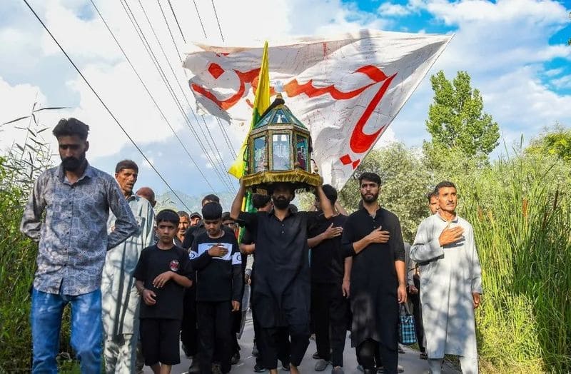 Muharram procession in Kashmir: Muharram procession passes through Kashmir's Lal Chowk after 3 decades RMA