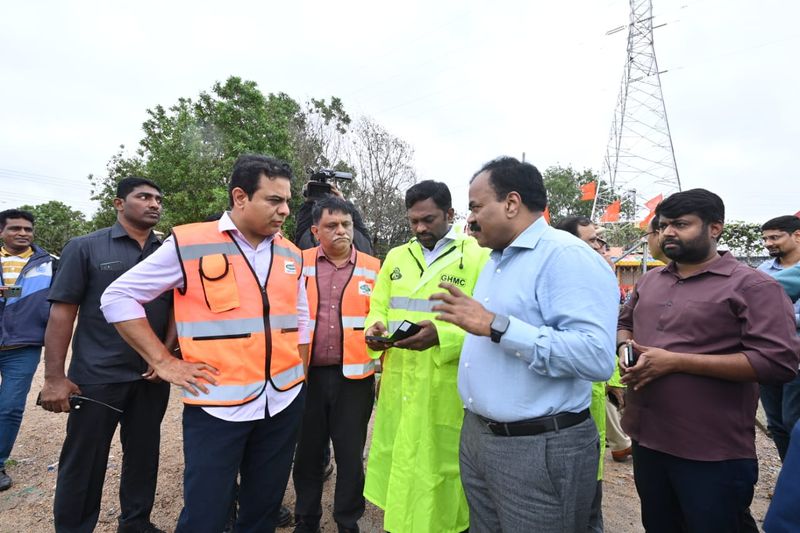 Heavy rains: Minister KTR's review of the situation in towns, Orders to take early action RMA