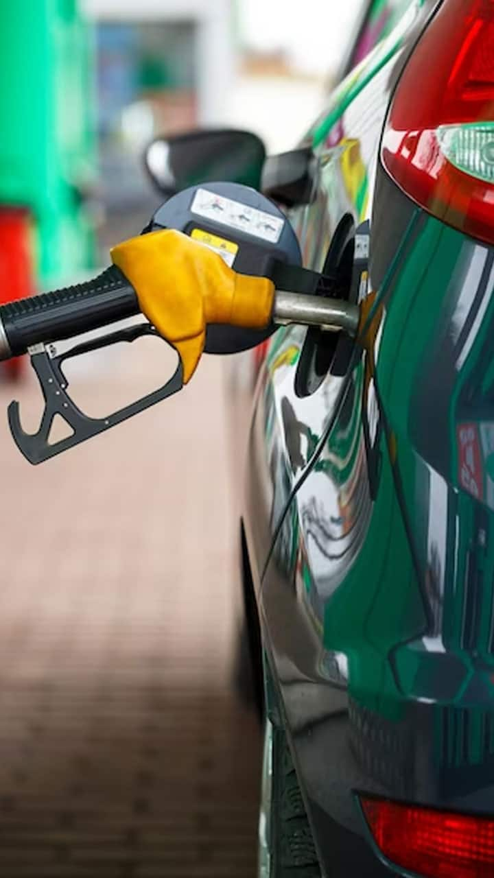 Petrol diesel prices today August 29 Check fuel rates in Delhi Noida Bengaluru and other cities gcw