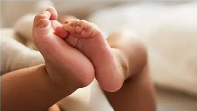 West Bengal couple sells baby to buy i Phone