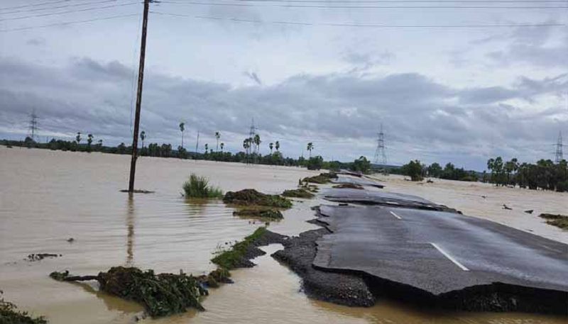 villagers  Reached  To  Moranchapalli  lns