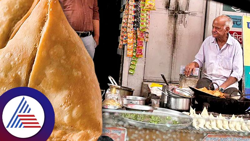 Udaipur Samosa Seller Said Abour Hard Work Inspirational Story Viral Twitter Post roo