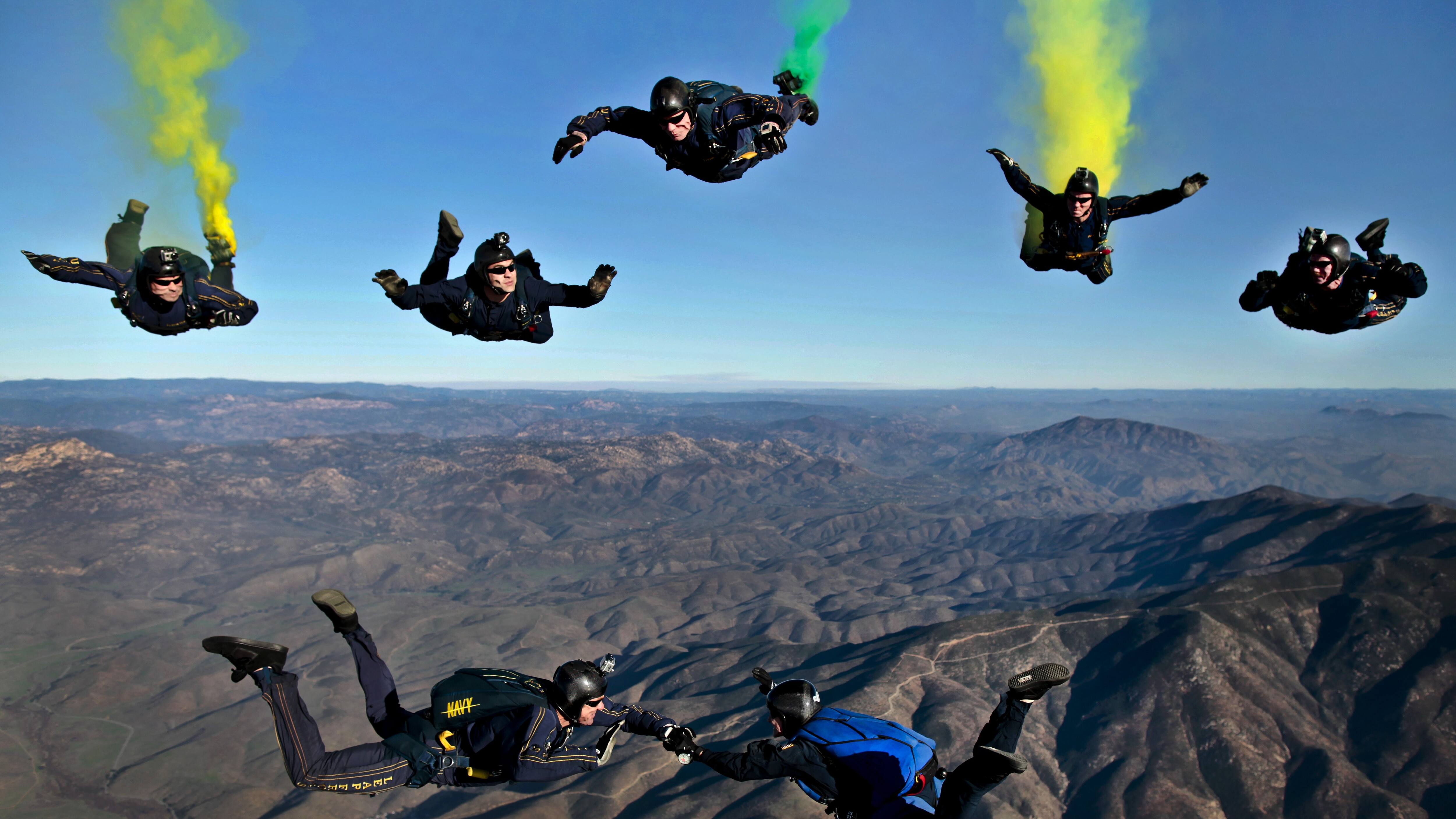 sky diving 