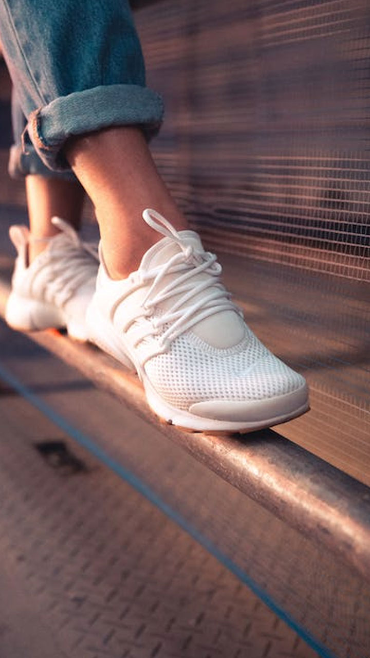 Hidden side effects of wearing shoes without socks