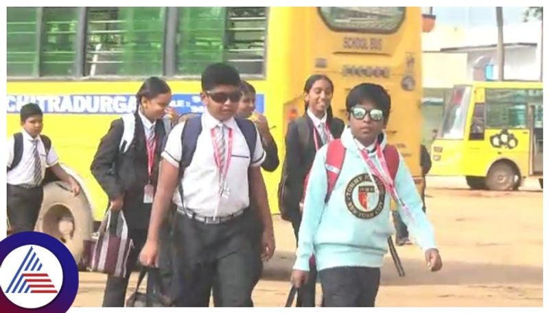 Madras EYE increased in chitradurga schools students wearing dark glasses to protect gow