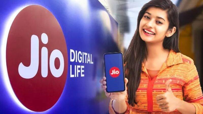 Jio users getting 21GB free data; full details here-rag