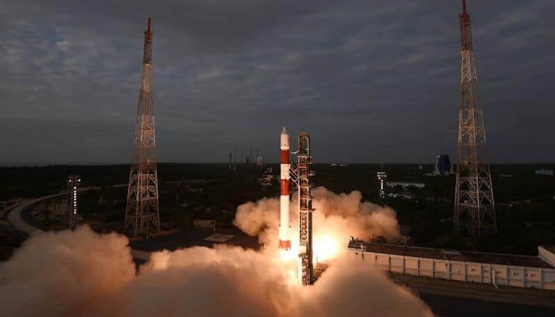 ISRO PSLV C56 rocket  successfully launched 7 Singapore satellites from sriharikota space Centre ckm