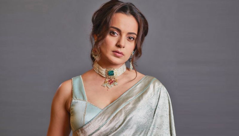 Bollywood Actress Kangana says two big bollywood celebrities using fake ids to chat with her