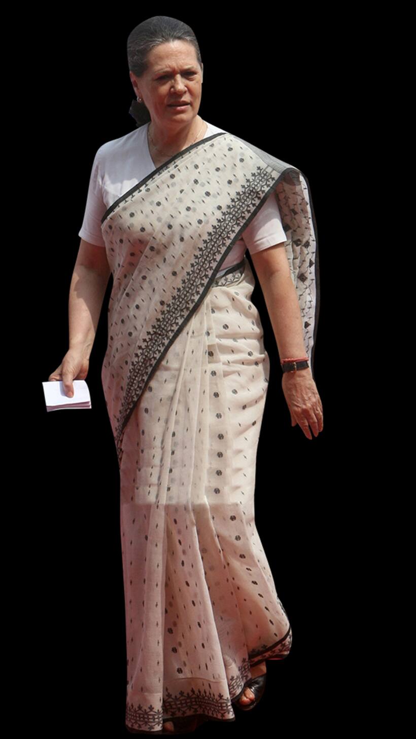 పార్లమెంట్ ప్రత్యేక సమావేశాలు.. సోనియా నివాసంలో కీలక భేటీ