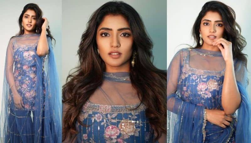 Actress Eesha  Rebba looks Beautiful in blue chudidar NSK