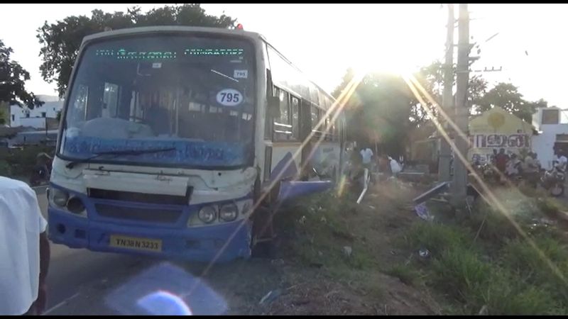 3 persons killed 3 persons highly injured in different accidents in kangayam