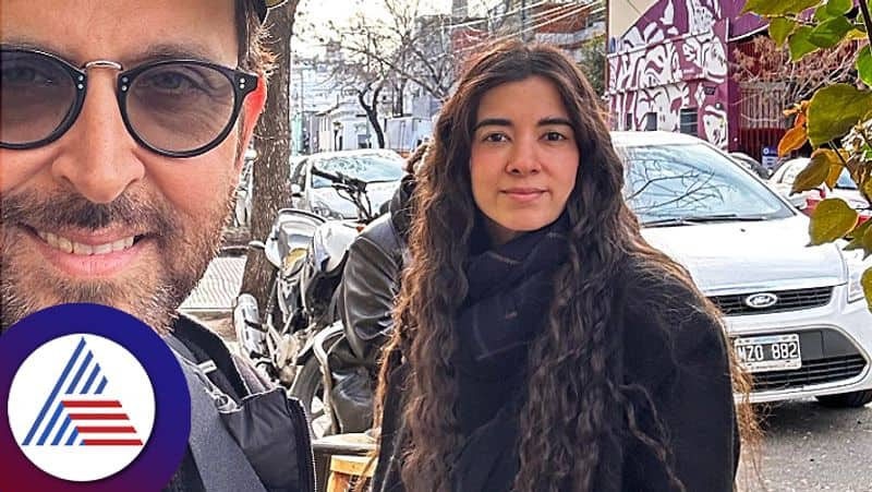 Hrithik Roshan poses with  Saba Azad as they holiday together in Argentina suc