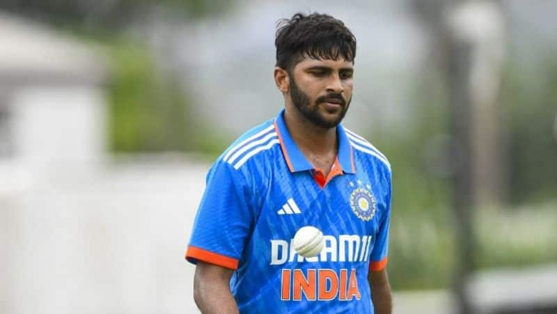 Shubman gill, Shardul thakur rested, Axar patel ruled out from Rajkot ODI, India vs Australia CRA