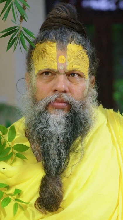 <p>8 महीने पहले एक महिला का बेटा नहीं रहा। महिला अपना मानसिक संतुलन खो रही थी। उसने प्रेमानंद महाराज से अपनी व्यथा बताई।</p>
