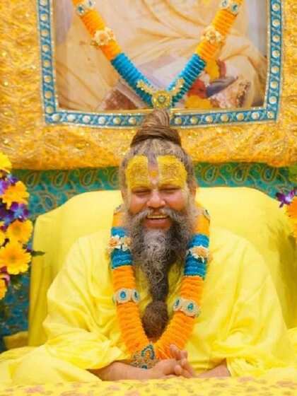 प्रेमानंद महाराज से मिलने का सही तरीका