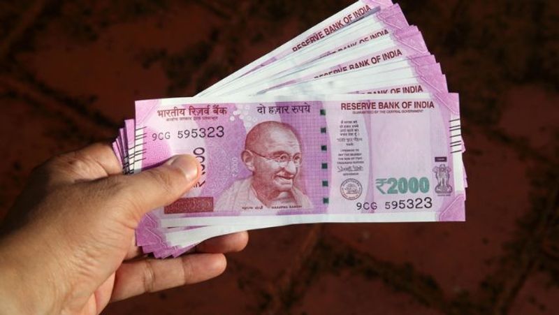 2000 rupee banknotes continue to be legal tender even as 97.26% of circulating banknotes return to RBI