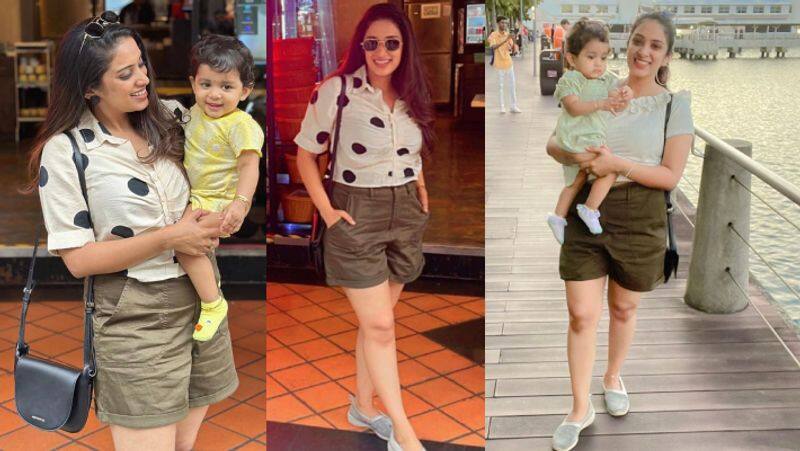 VJ Diya menon enjoys Family vacation in singapore