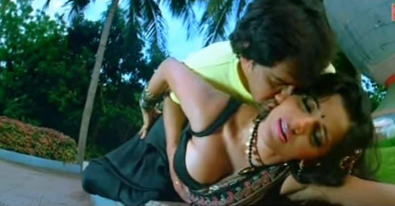 Monalisa HOT video: Bhojpuri actress, Nirahua's BOLD song goes viral on YouTube; take a look RBA