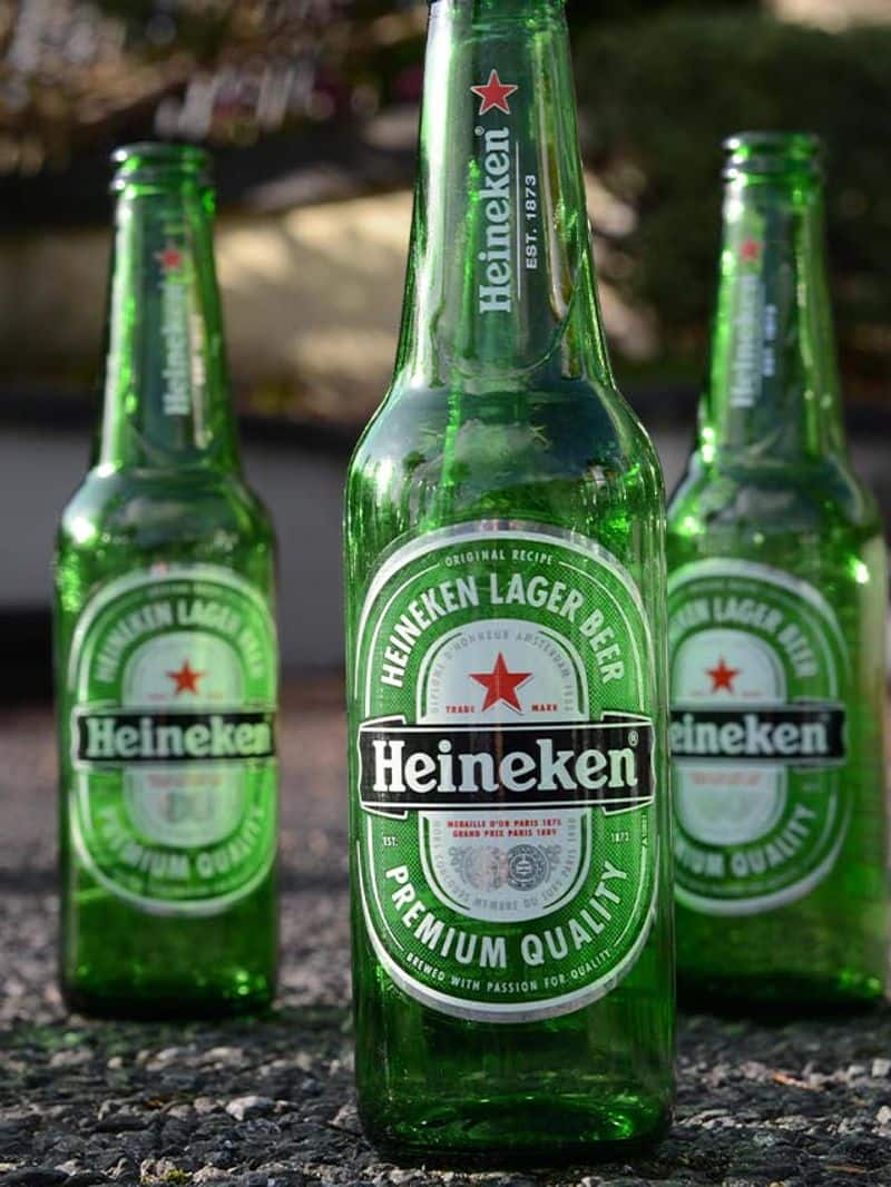 Heineken exits Russia, brewer to bear $320 million loss-sak