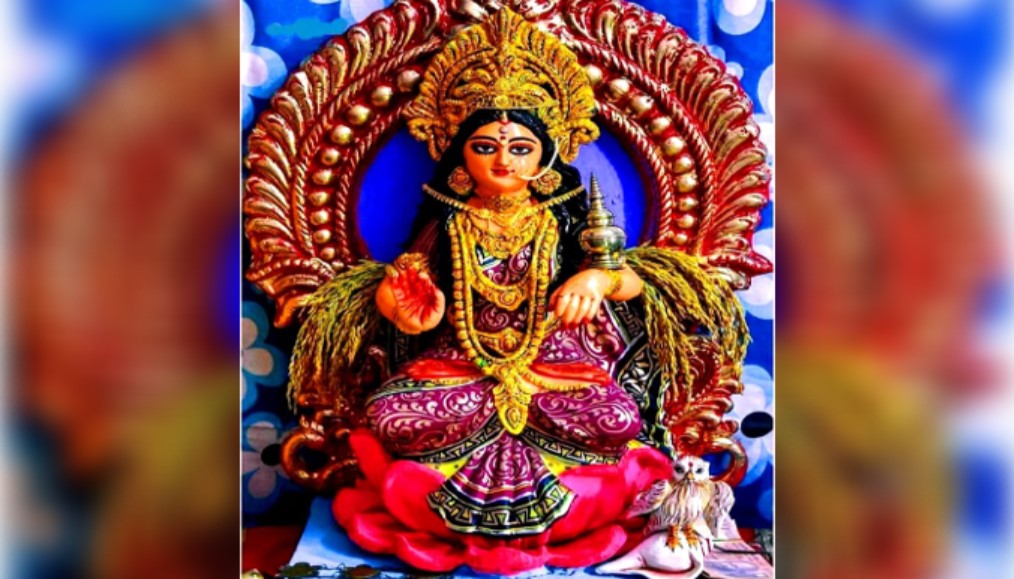 The father worshiped the daughter as Mahalakshmi snr