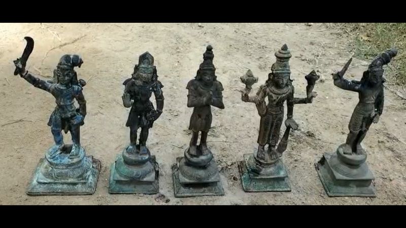 5 god statue rescued from Then Pennai River in krishnagiri district