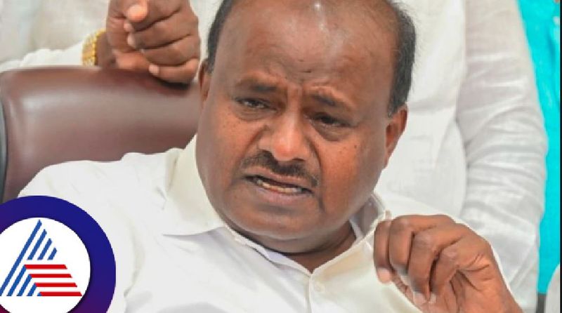 hit nad run statement stop first congress leaders  outraged agains HDK at bengaluru rav