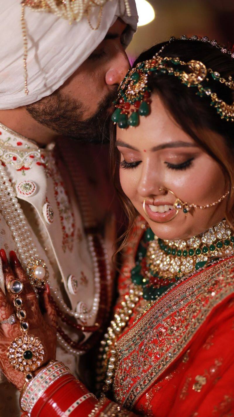 pakistan woment marries online indian man failing to get visa kxa 