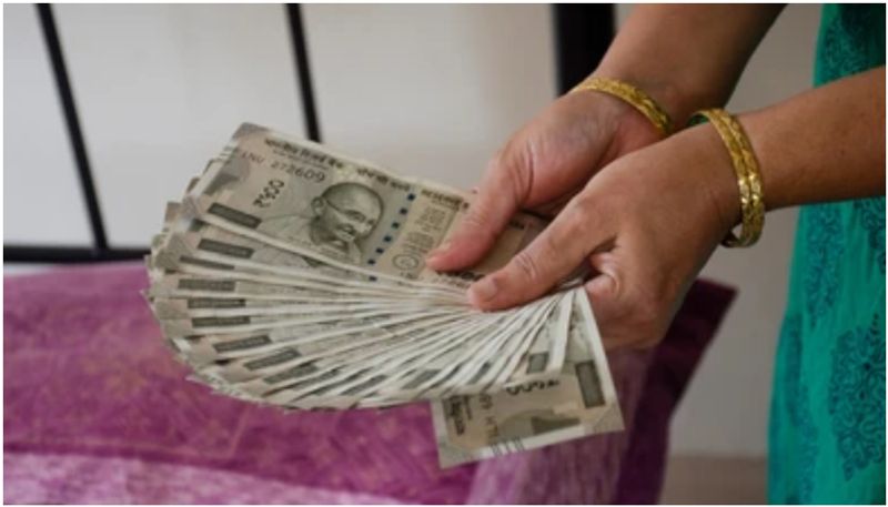 Mahila Samman Savings crosses 8600 crore accounts Hurry up Women Only Project latets news asd 