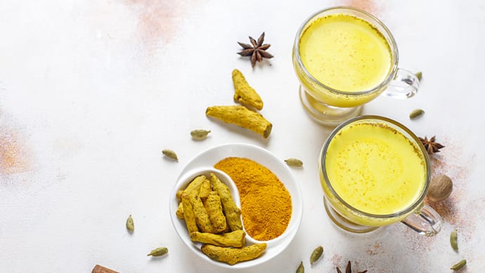 benefits of turmeric milk