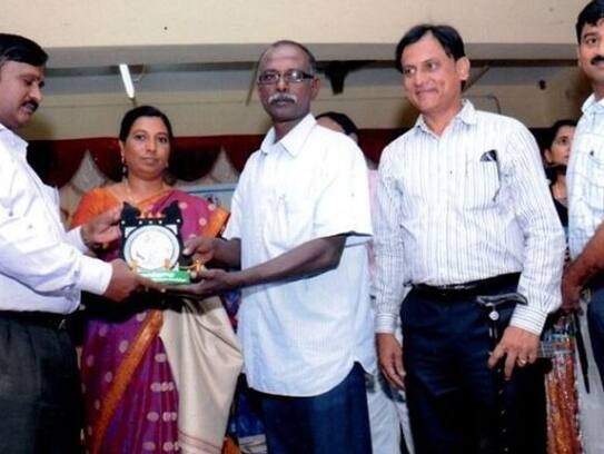tamilnadu man lognathan cleans toilet to educate underprivilaged children ZKAMN