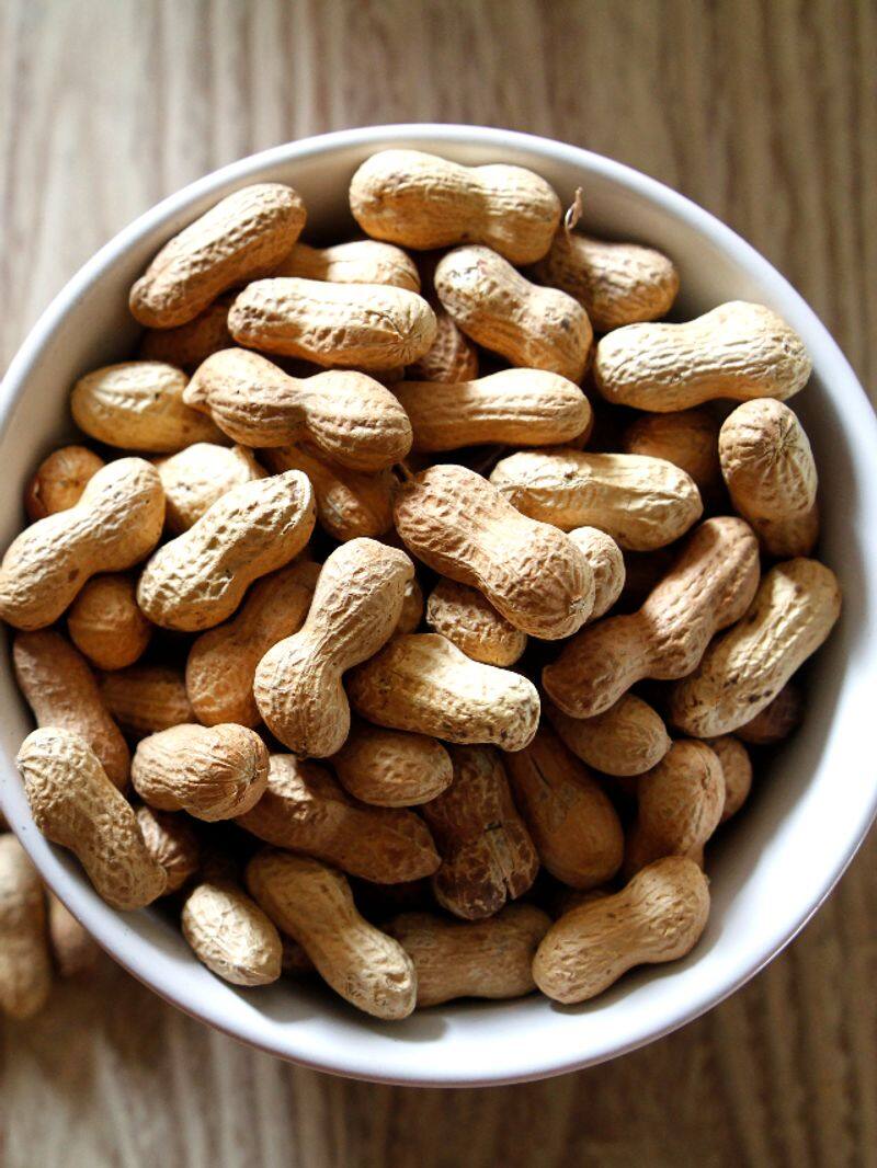 amazing health benefits of eating boiled peanuts  or groundnut daily in tamil mks