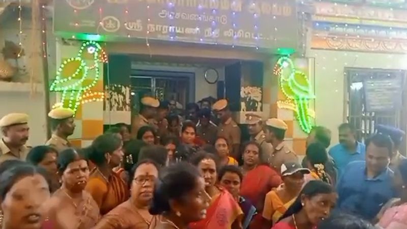 Police lock the temple in thiruvarur allegedly caste issue