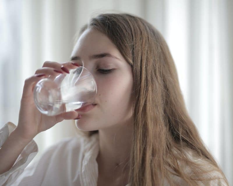 Health tips: how much water to drink in a day in winter season  rsl