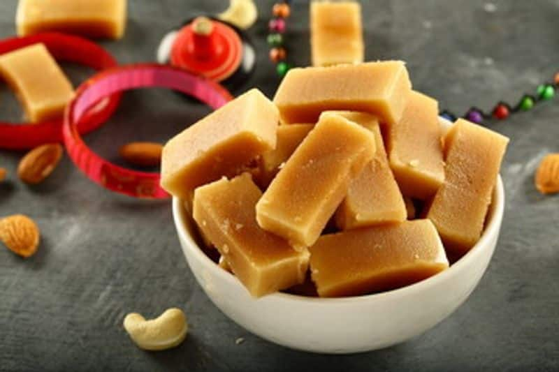 Know how to make worlds best street food sweet Mysore Pak at home Vin