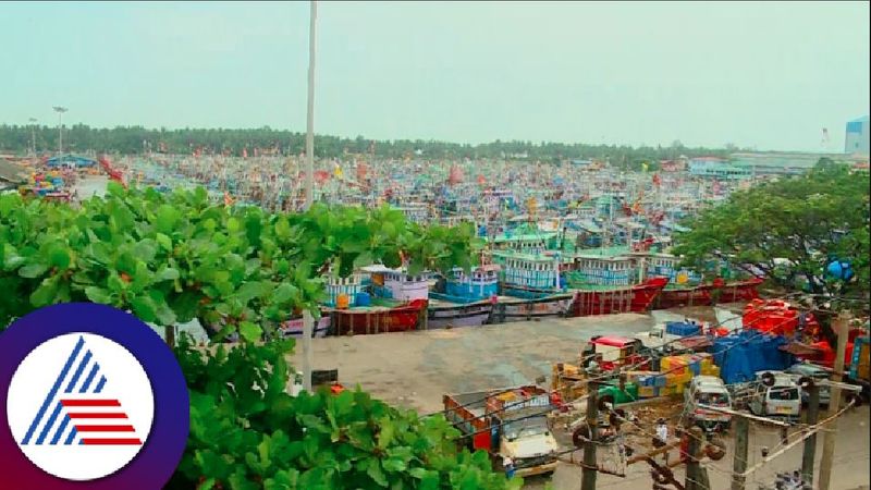 Fishing has been banned in Tamil Nadu from today for fish breeding KAK