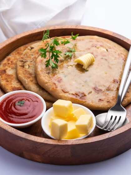 3. Aloo Paratha: