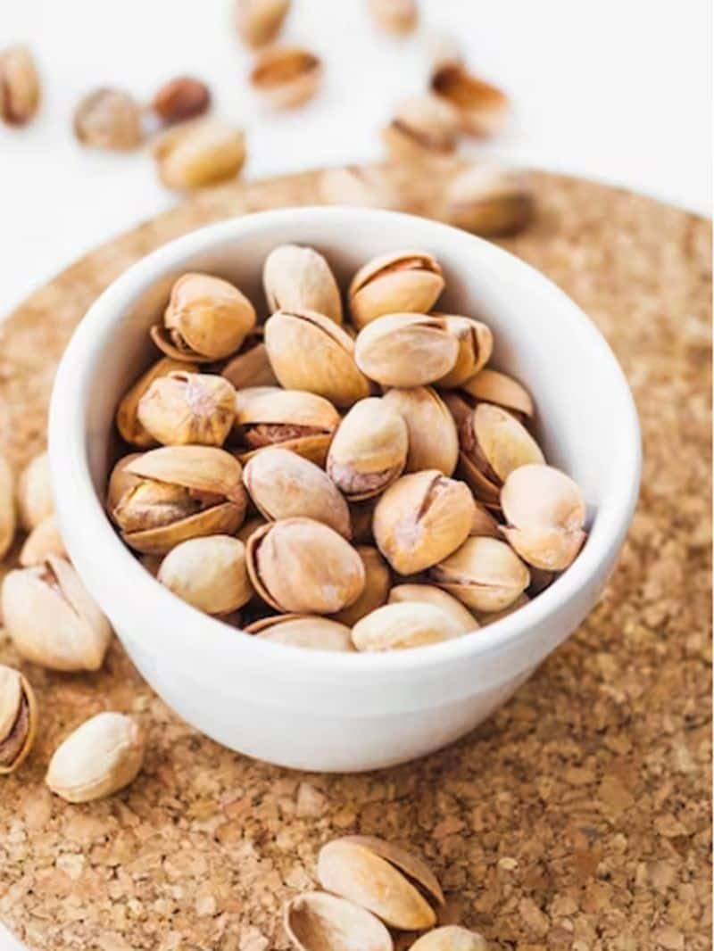 Why should you include pistachios in your daily diet? Here are 6 reasons.. Rya