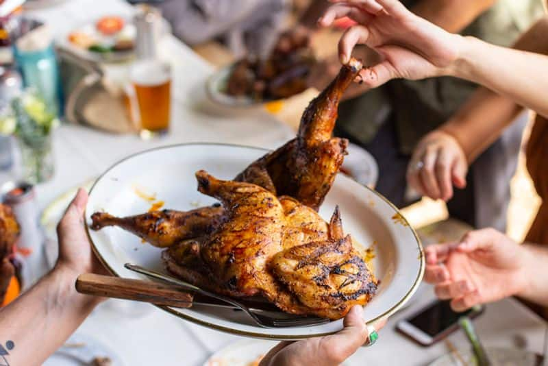 4 people who bought and ate grilled chicken in Chennai suffered from vomiting and fainting