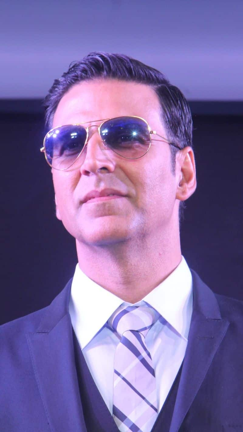 akshay kumar gets indian citizenship shares proof on twitter dil aur citizenship dono hindustani ash