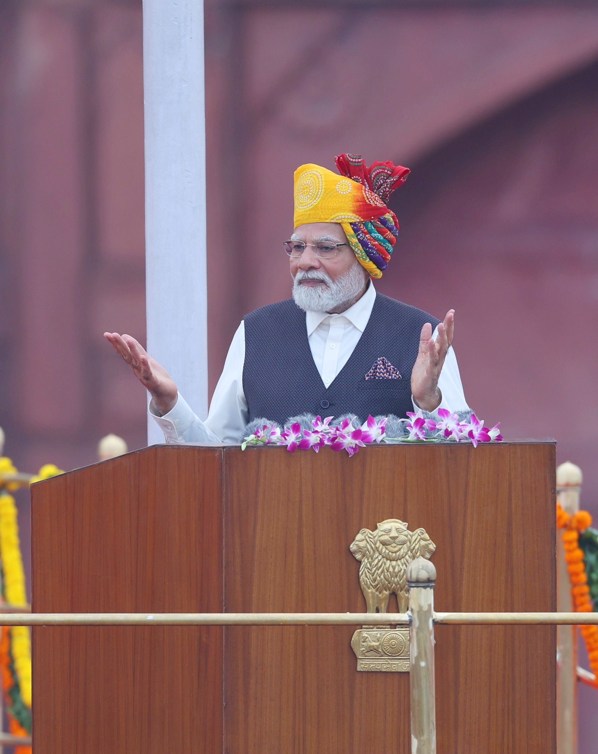 Itr data  reveals  prosperity india remarkabele progress :says PM Modi lns