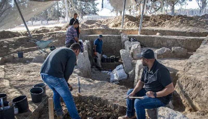 5500 year old gate discovered in Israel rlp