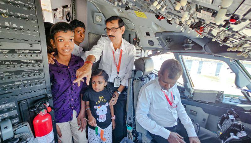 Independence day celebration of these children by ppp seeing the engine and cockpit of the planes  