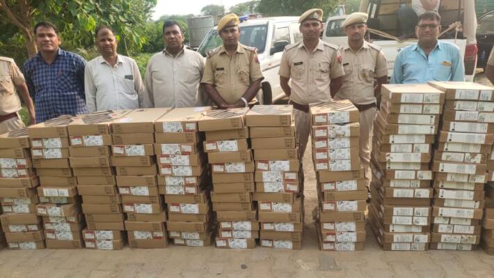 laptop thieves caught