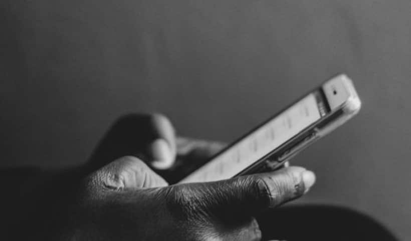 Govt warns of malicious calls from international numbers; telcos told to block calls