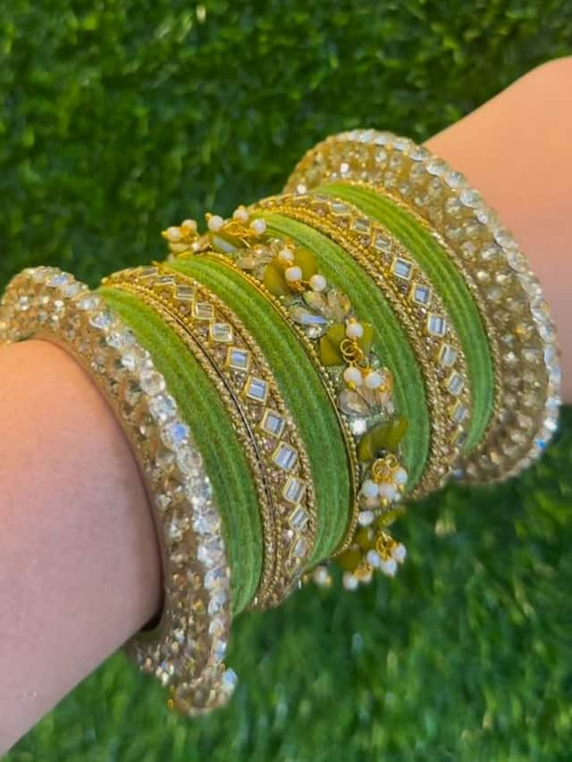 what happen if you wear green bangles rsl