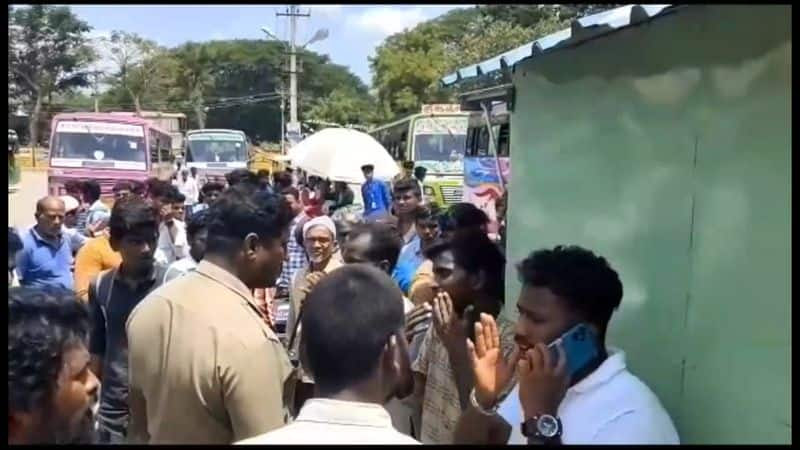 one person arrested who misbehave young woman at vaniyambadi bus stand in tirupattur district