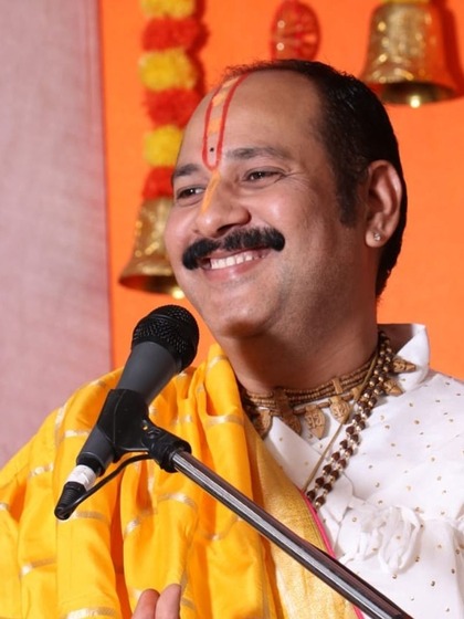 <p>पं. मिश्रा के अनुसार, देवी लक्ष्मी, देवी पार्वती, देवी सरस्वती या किसी देवी की पूजा में गोल बत्ती के स्थान पर लंबी बत्ती का उपयोग करना चाहिए। इससे शुभ फल मिलते हैं।</p>

<p> </p>
